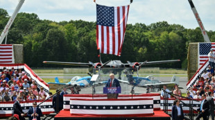 Trump arremete contra Harris en primer mitin al aire libre desde el intento de asesinato