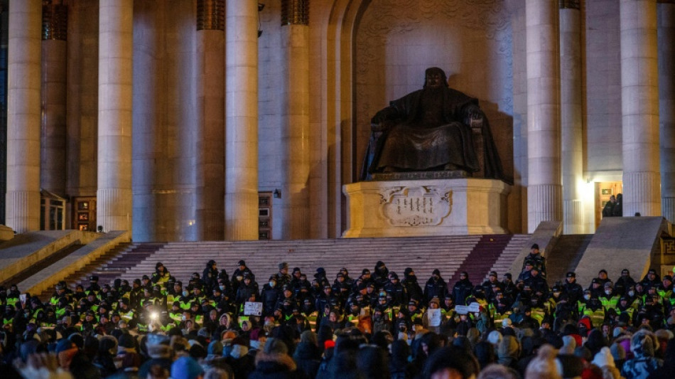 Miles de manifestantes en Mongolia contra la corrupción y la inflación