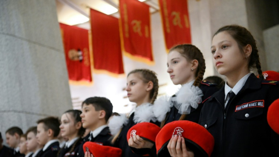 "Fidèle à la Mère Patrie!": en Russie, une "Armée des jeunes"