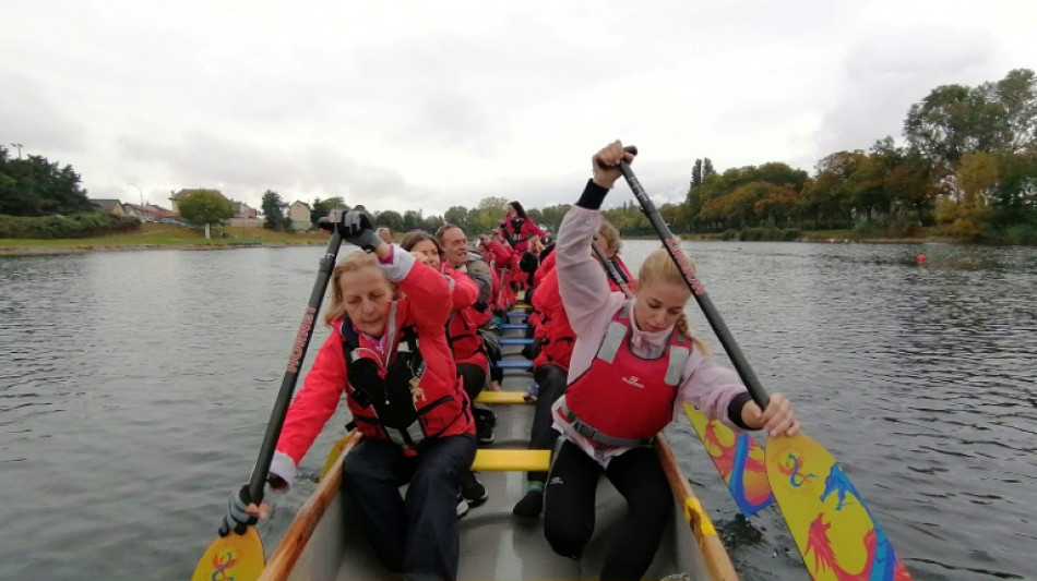 Le "dragon boat" sur M6, un sport thérapie pour l'après-cancer du sein