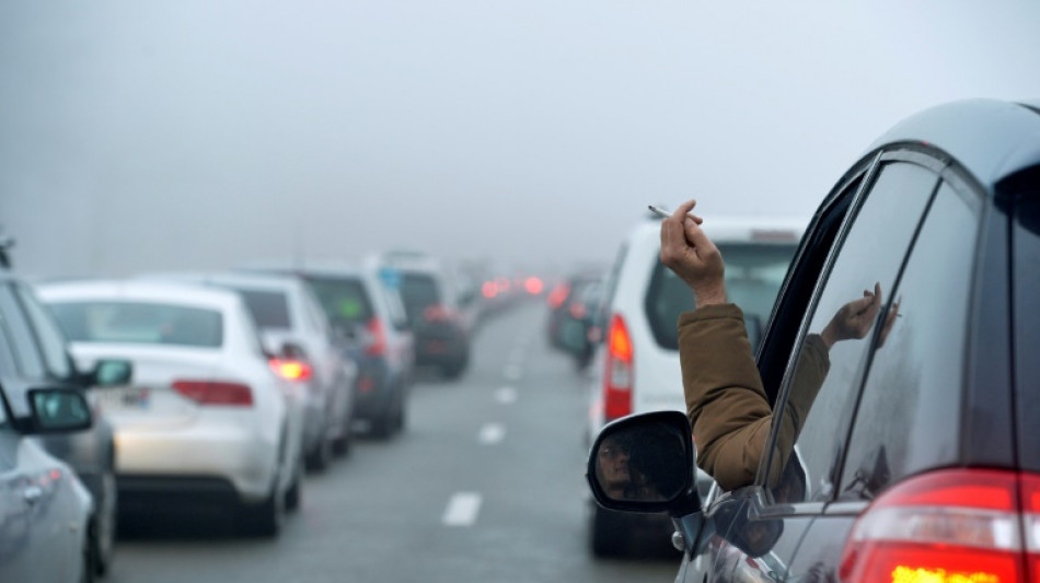 Weiter Kritik aus FDP und Union an Lauterbach-Plan für Rauchverbot im Auto