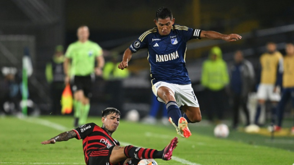 Flamengo empata com Millonarios (1-1) em Bogotá em sua estreia no Grupo E da Libertadores