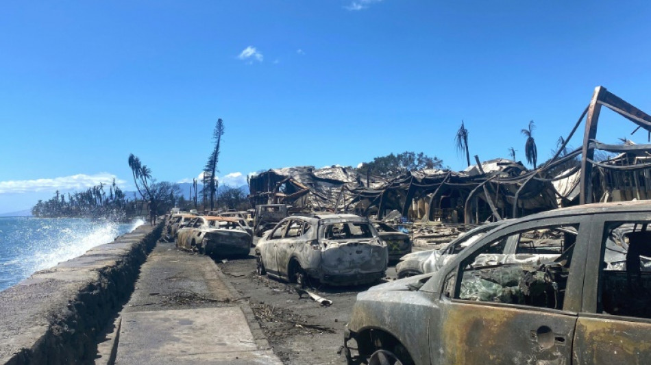 'Não sobrou nada': havaianos encontram apenas cinzas após incêndio