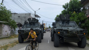 Ecuador da luz verde a la extradición en un referendo marcado por la violencia