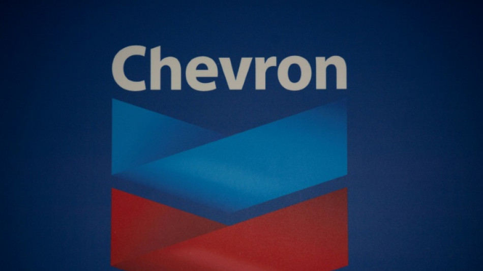 Chevron suscribe "contratos para la continuación" de operaciones en Venezuela