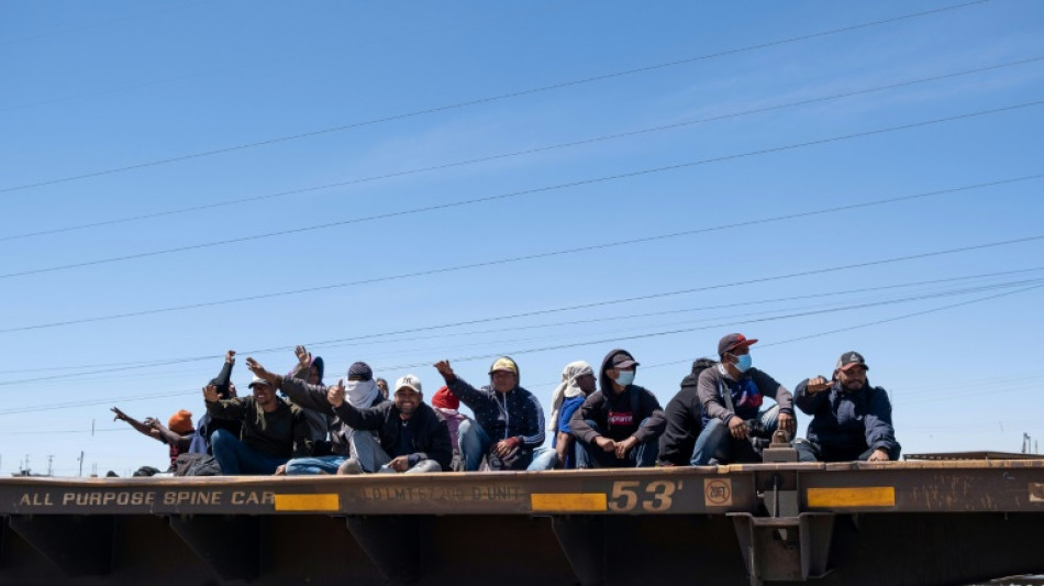 Suspenden la operación de trenes mexicanos usados por migrantes para llegar a EEUU