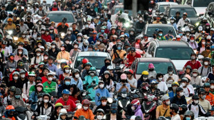 Vietnam: contre la pollution de l'air, les deux-roues passent à l'électrique