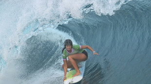 Luana Silva avança às oitavas do surfe de Paris-2024; Tati Weston-Webb e Tainá vão para repescagem