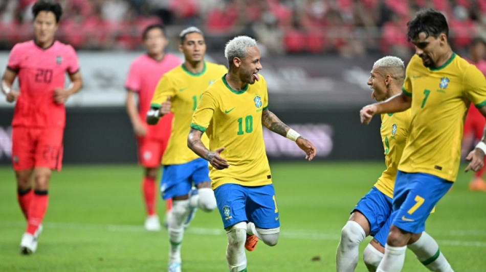 Two-goal Neymar closes on Pele record in big Brazil win