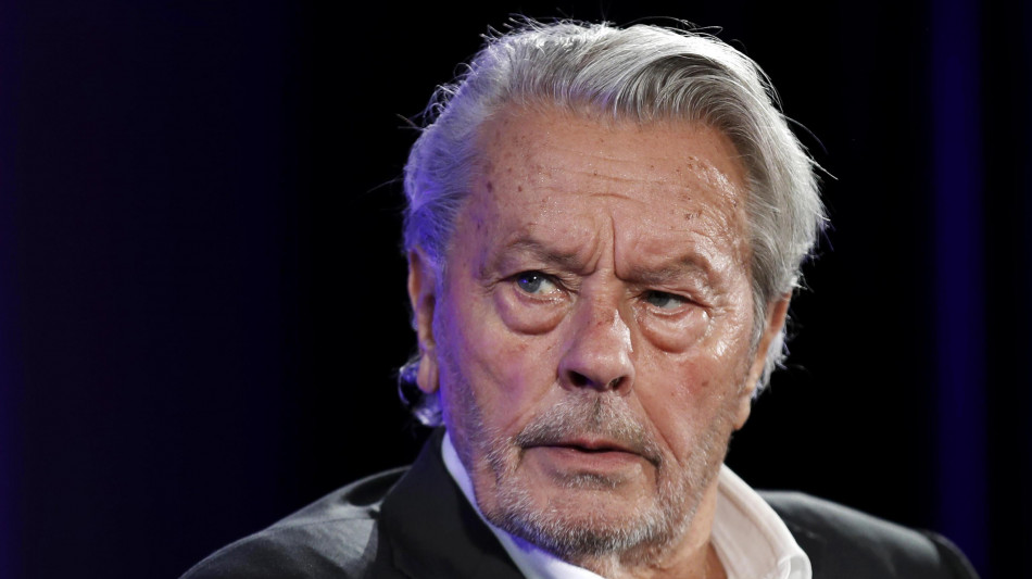 Funerali Alain Delon sabato in forma privata nella sua tenuta