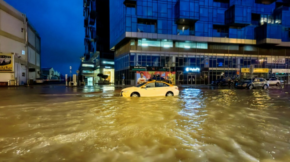 Dubaï peine à se remettre des pluies record aux Emirats arabes unis 