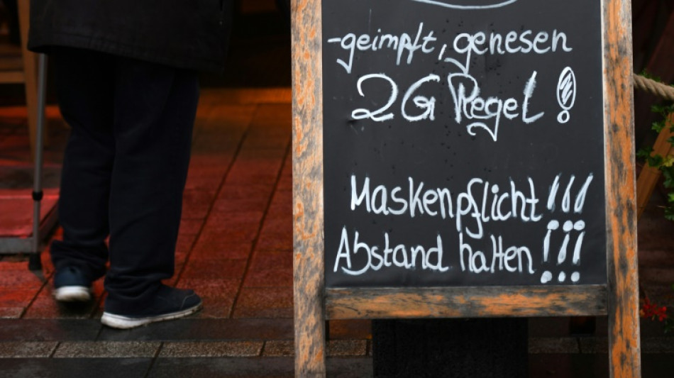 Studie: Pandemie belastete Frauen mehr als Männer