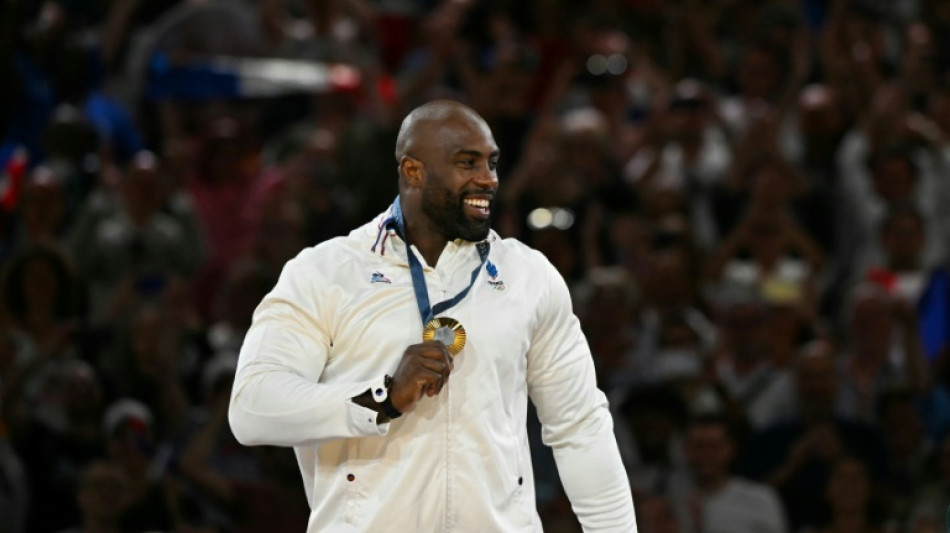 Francês Teddy Riner faz história no judô com 3º ouro olímpico na categoria acima de 100 kg