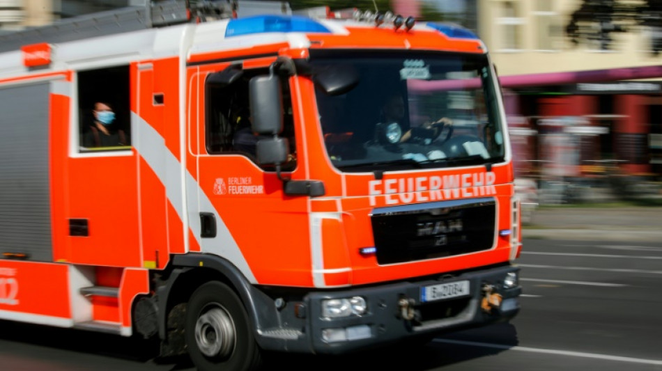 Großbrand in Hamburger Gewerbegebiet laut Feuerwehr "zu 95 Prozent gelöscht"