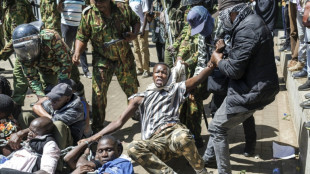 Le Kenya arrête des dizaines de manifestants appelant à la fin des enlèvements