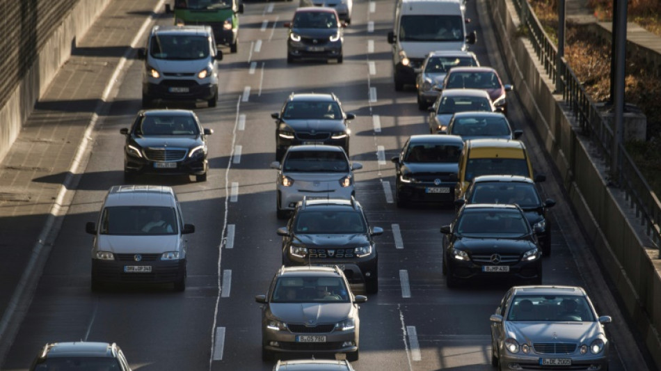 18-Jähriger rast mit über 280 Stundenkilometern auf Berliner Autobahn Avus 