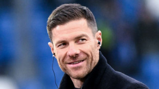 Cobiçado pelos 'grandes', Xabi Alonso decide continuar no Leverkusen