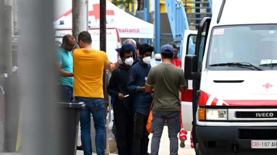 Decenas de desaparecidos en el naufragio de un barco de migrantes frente a Lampedusa