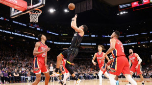 NBA: Booker et les Suns clouent le bec des Pelicans, les Grizzlies prennent la foudre