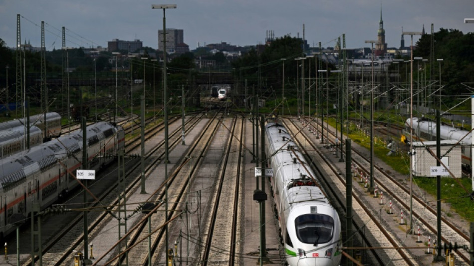 Fast jeder dritte Bahnreisende kommt verspätet an