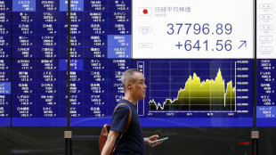 Borsa: l'Asia in rialzo, sui bond pesa l'attesa per la Fed