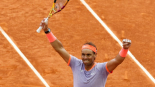 Nadal vence argentino e vai às oitavas em Madri