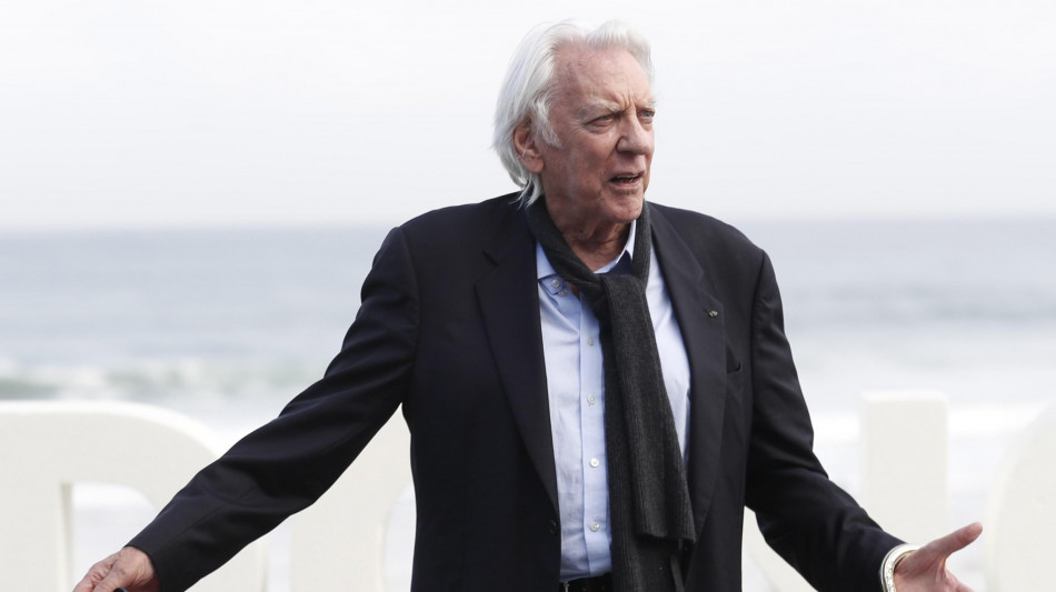 Addio al premio Oscar Donald Sutherland