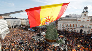 Derecha en España se manifiesta contra Sánchez y amnistía de independentistas catalanes