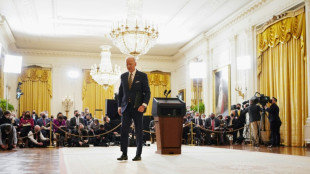 Au bout d'un an, Biden cherche, non sans mal, un second souffle