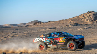 Dakar: Carlos Sainz si ritira, troppi danni alla vettura