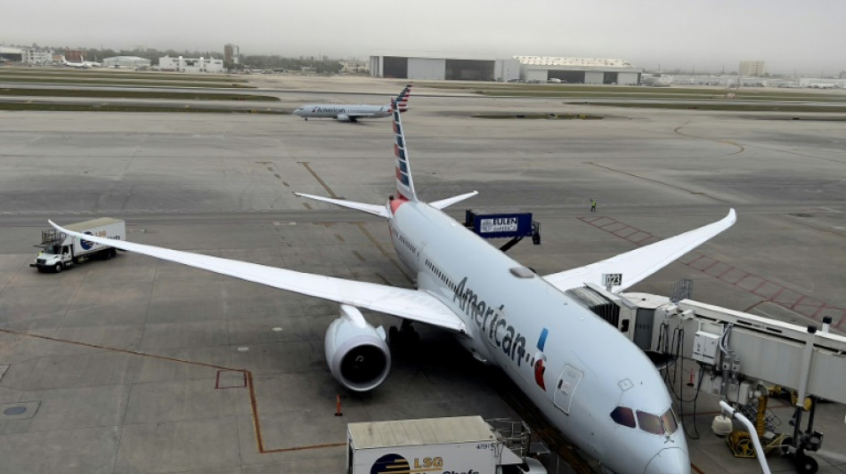 Aerolíneas de EEUU mejoran las perspectivas de negocio por una mayor demanda de viajes