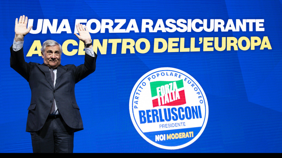 Tajani, gli eredi di Berlusconi sono i militanti di Forza Italia