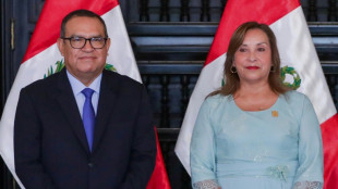 Allanan en Perú residencia y oficina presidencial por escándalo de relojes Rolex