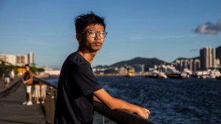 Une jeune figure du mouvement pro-démocratie de Hong Kong fuit au Royaume-Uni