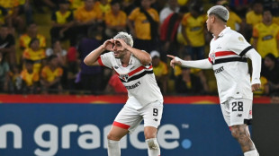 São Paulo vence Barcelona (2-0) no Equador e é 2º no Grupo B da Libertadores