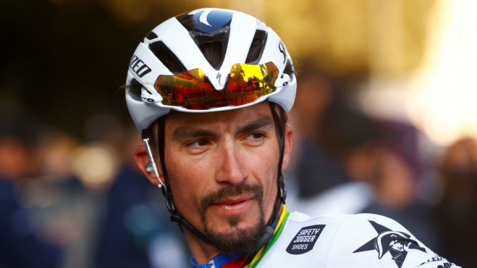 Cyclisme: Julian Alaphilippe "souhaite faire le Tour" mais pointe "l'inconnue" de sa condition