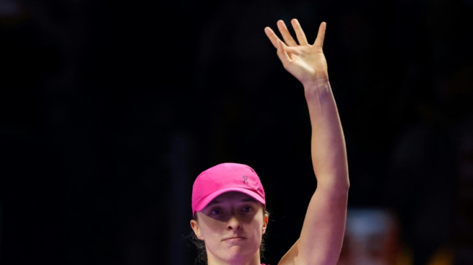 Swiatek vence, mas fica fora da semifinal do WTA Finals