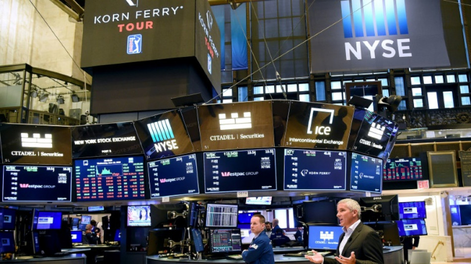 A Wall Street, les actions montent après le statu quo de la Fed