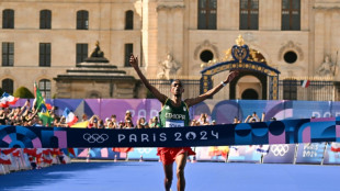 Etíope Tola gana el maratón olímpico, última función de los Vengadores y Marta a por el oro