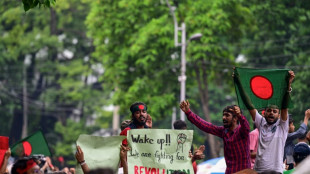 Novos protestos contra o governo em Bangladesh deixam 24 mortos