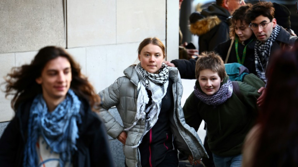 Greta Thunberg llama a combatir al "verdadero enemigo" del clima en su juicio en Londres