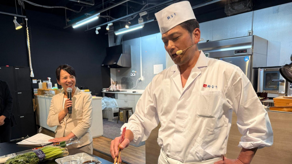 A Tokyo 400 anni di storia in cucina, primato guida Michelin