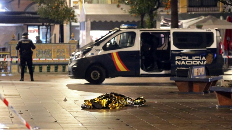 Espagne: deuil et rassemblement après l'attaque meurtrière contre deux églises