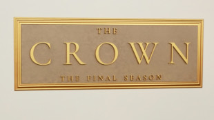 Les costumes et accessoires de "The Crown" aux enchères en février