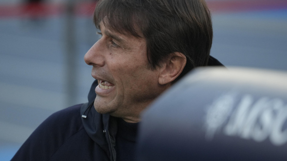 Calcio:Conte, il Napoli a Firenze senza Politano e Kvaratskhelia