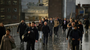 Bahnstreik legt Großbritannien lahm