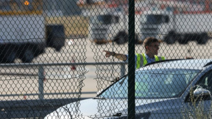 Union hält geplante Strafverschärfung für Flughafen-Kleber nicht für ausreichend