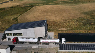 Défilé de camions-citerne pour alimenter en eau sept villages de l'Aveyron