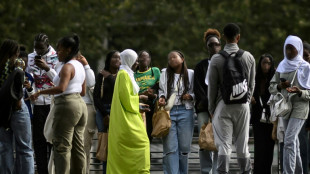 Escuelas en Francia impiden el acceso a decenas de jóvenes musulmanas por usar la abaya