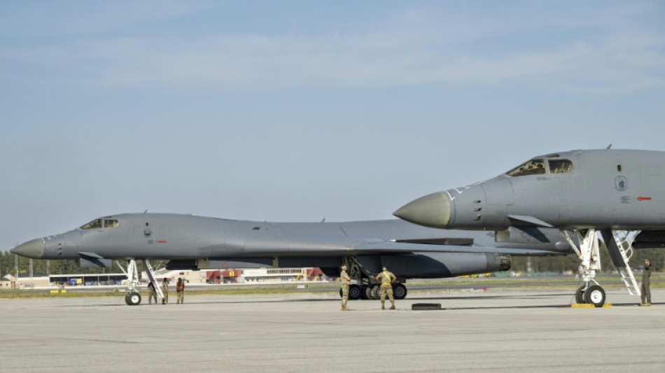 Bombarderos de EEUU por primera vez en Suecia para maniobras militares